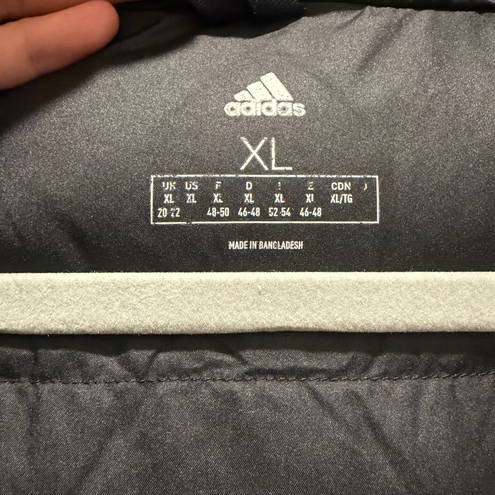 Adidas Black and Gray Puffer Jacket - Picture 3 of 11